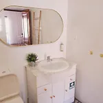 44 Forty Four Coast - By Double Ninety בית הארחה 4*