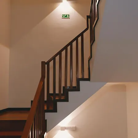 44 Forty Four Coast -