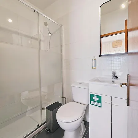 44 Forty Four Coast - Penzion 4*