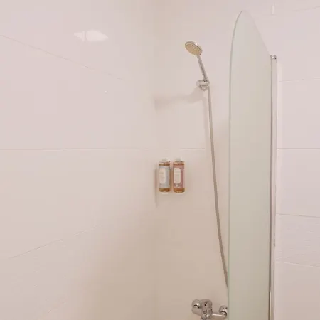 44 Forty Four Coast - Penzion Espinho (Aveiro)