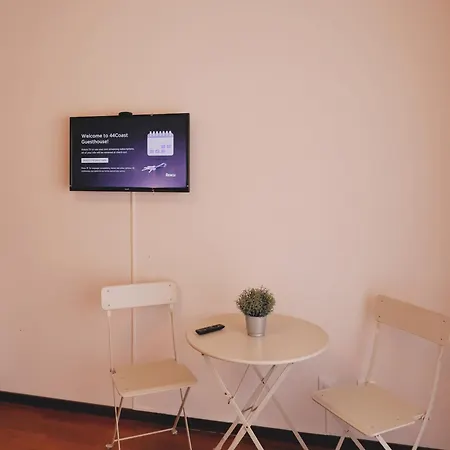 44 Forty Four Coast - Penzion